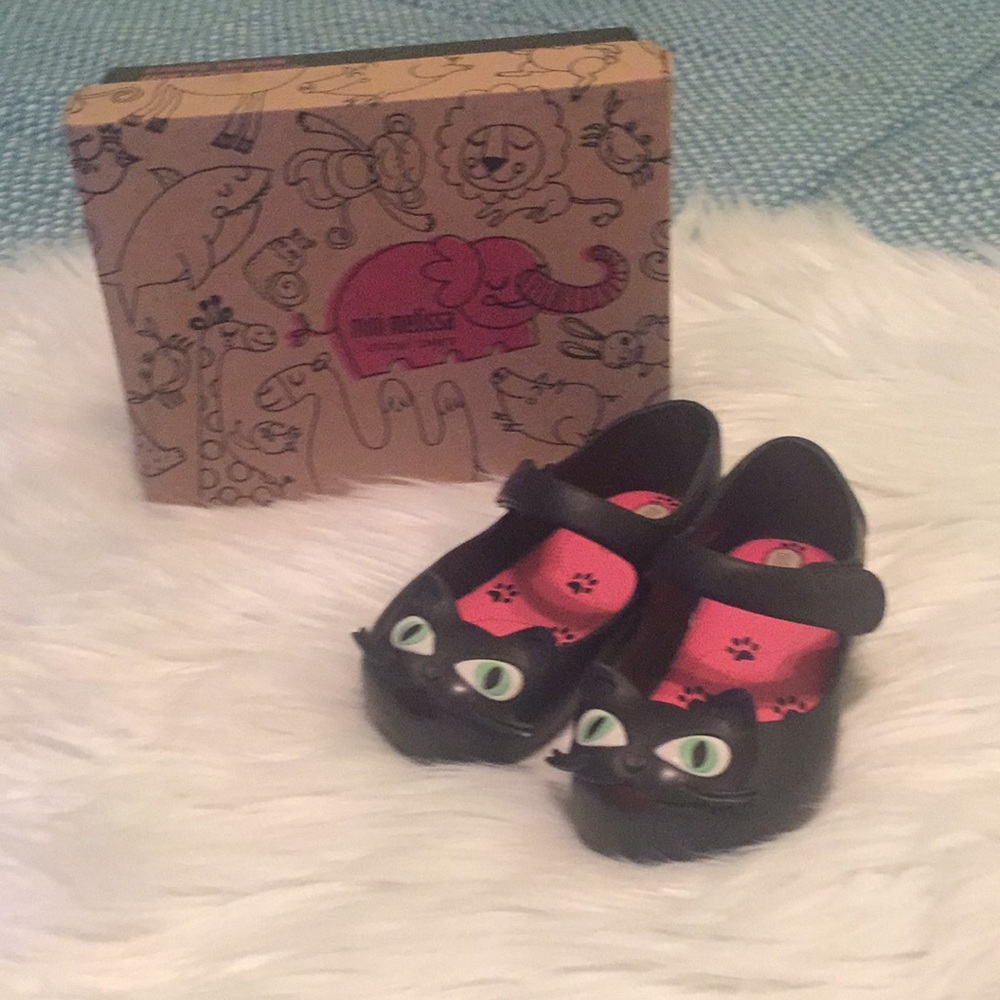 Mini Melissa cat shoes size 8 toddler